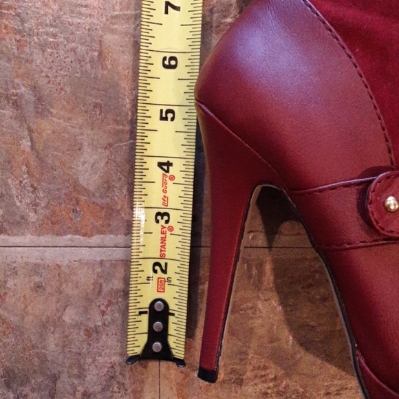 Red knee high suede boots - Picture 6 of 8